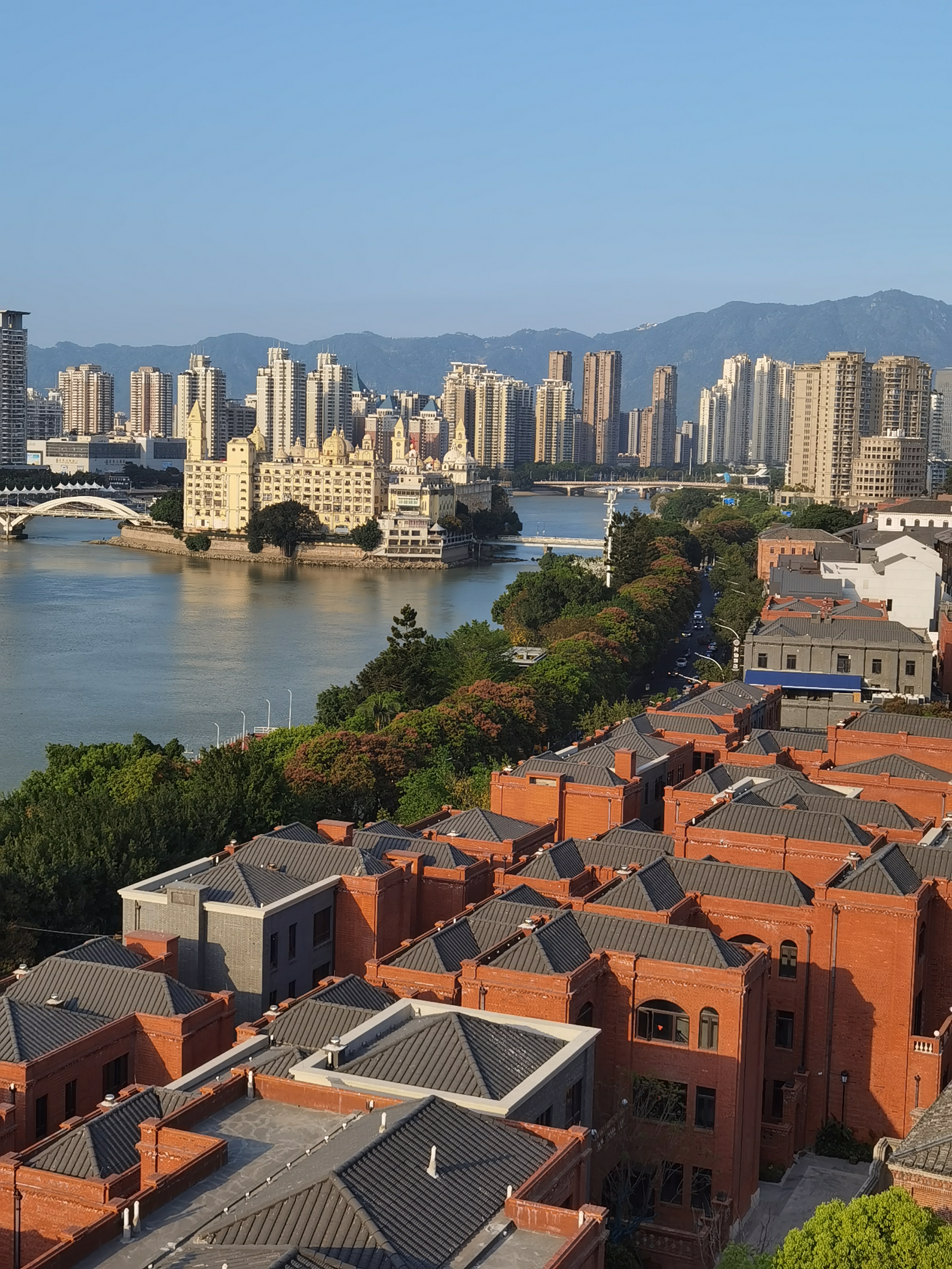 烟台山仓前九里项目实景图1.jpg 烟台山仓前九里项目实景图1.jpg