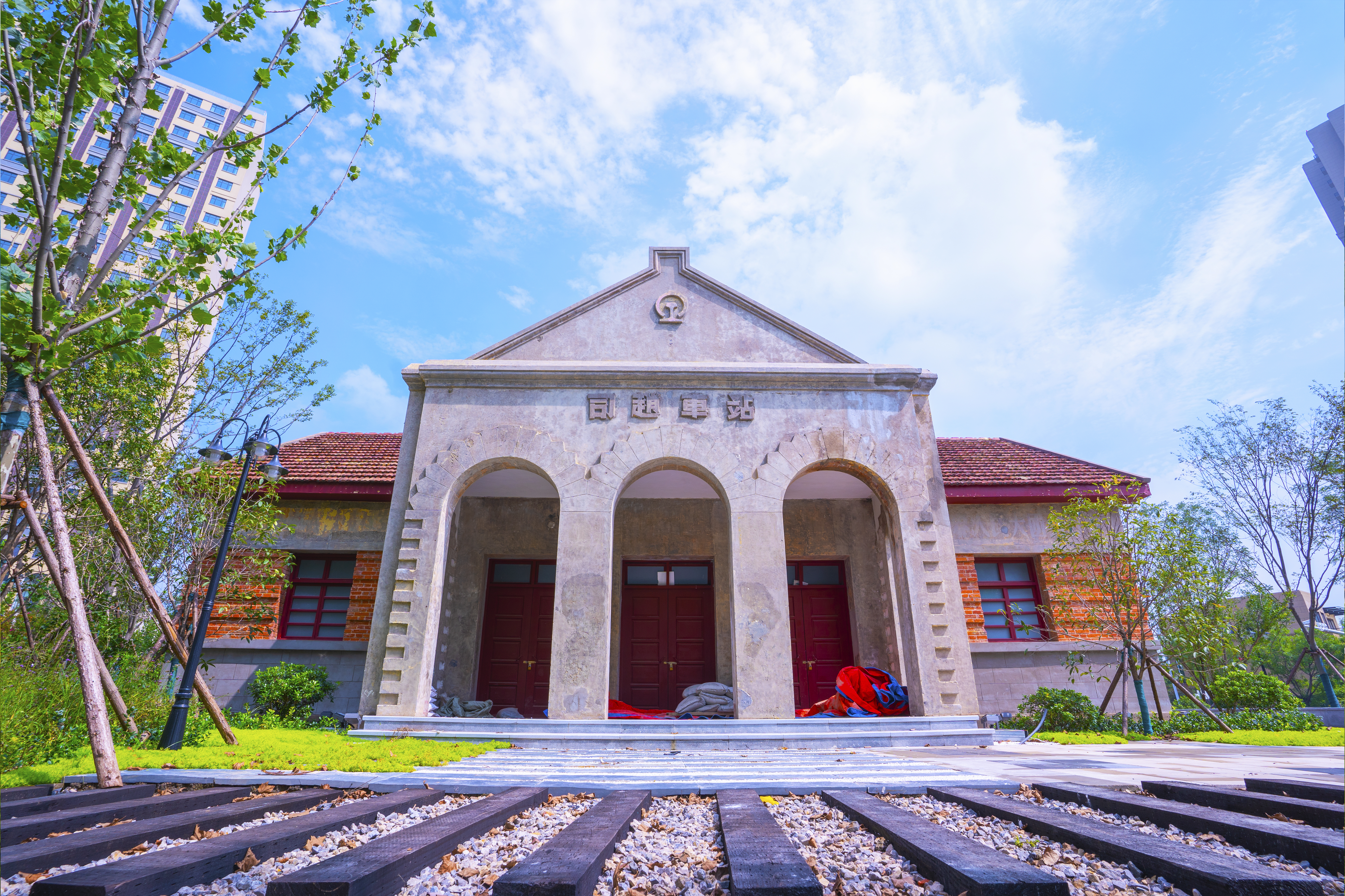 百年司赵火车站.jpg 百年司赵火车站.jpg