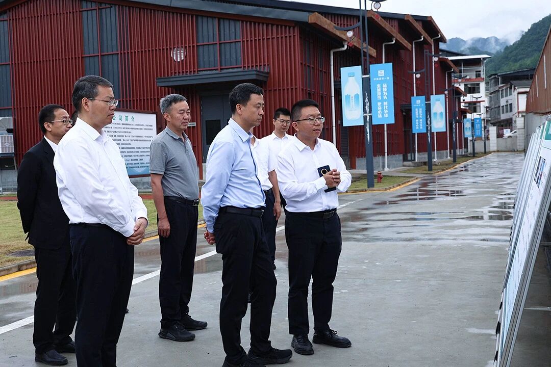 帮扶222.jpg 帮扶222.jpg