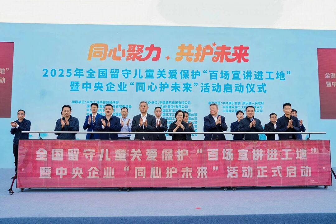 帮扶026.jpg 帮扶026.jpg