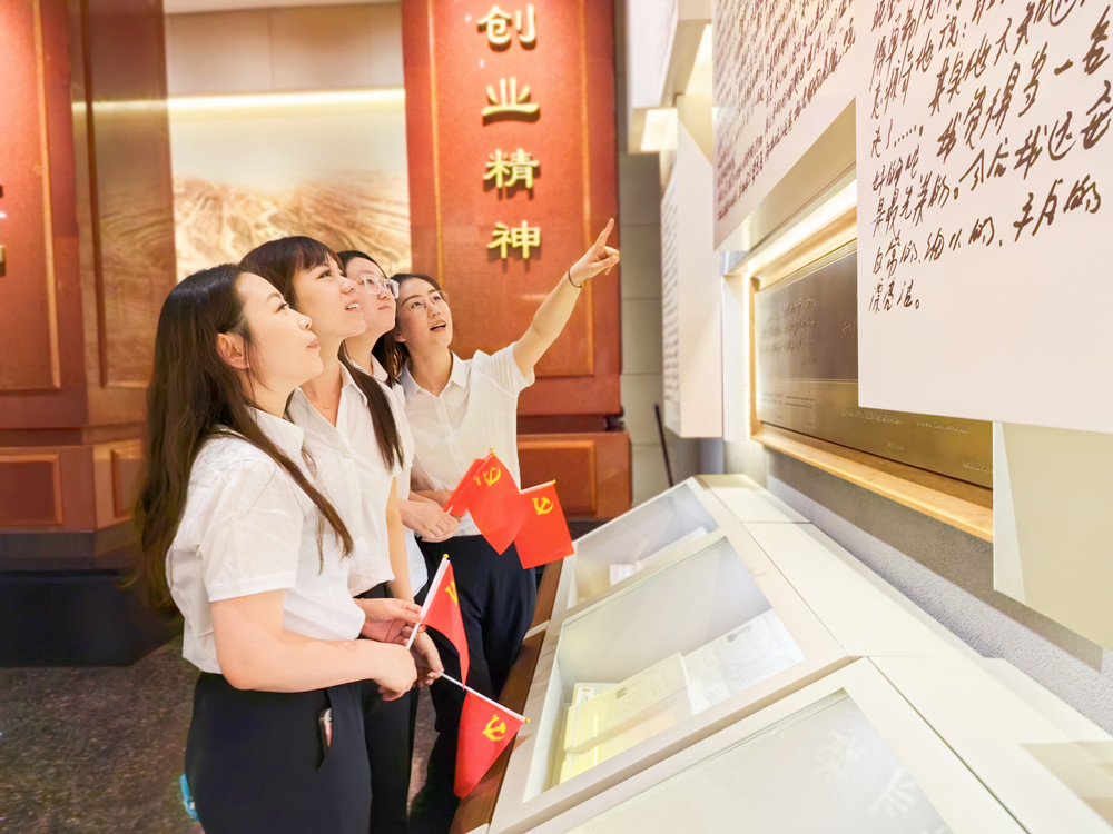 4.二局_副本.jpg 4.二局_副本.jpg